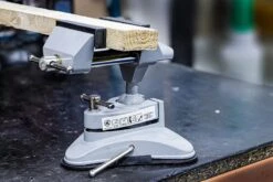 BGS DIY 71017 Tisch Schraubstock Schwenkbar Backen 70mm Mit Vakuum Saugfuß -Werkstattwerkzeuge Geschäft bgs 71017 tisch schraubstock schwenkbar 000