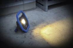 BGS 85328 COB-LED Arbeitsleuchte Warmes Und Kaltes Licht 10W -Werkstattwerkzeuge Geschäft bgs 85328 cob led arbeitsleuchte 000000